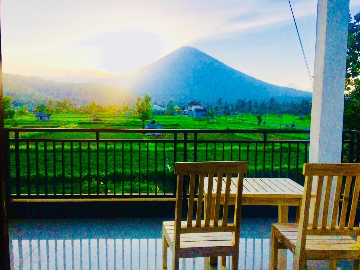 D'Uma Amed Homestay Exterior foto