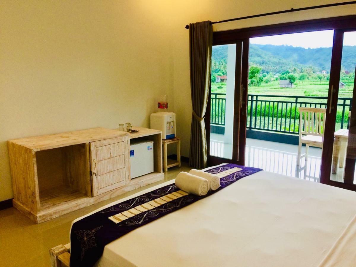 D'Uma Amed Homestay Exterior foto